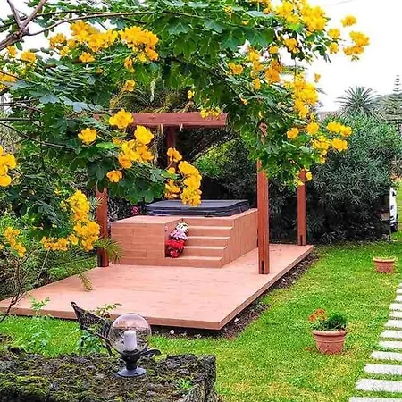 Apartman With 2 Bedrooms In Caloura With Furnished Terrace And Wifi *